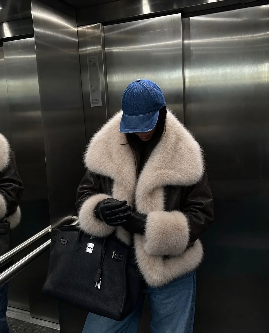 Veste en faux fur effet cuir chocolat à col en fourrure écrue