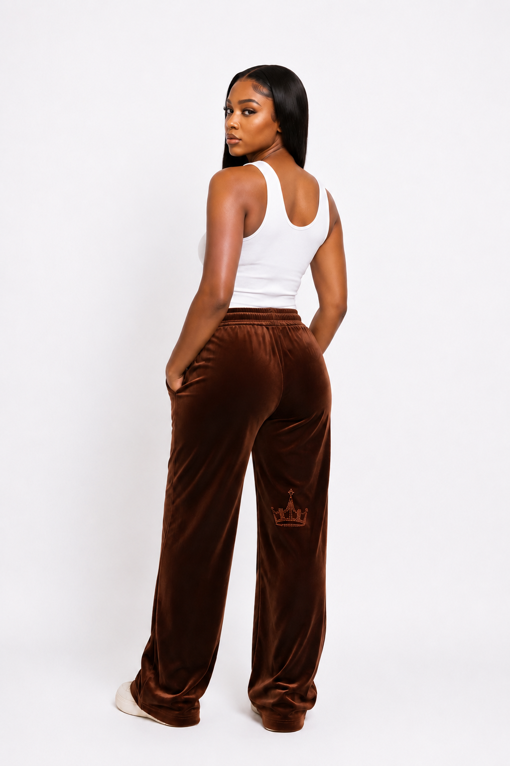 FAITH DESIGN - Pantalon couronne  en Velours marron chocolat  femme "Jesus is King"