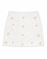 Jupe Courte Fleurie 3D – Blanc Cassé Faith Sélection