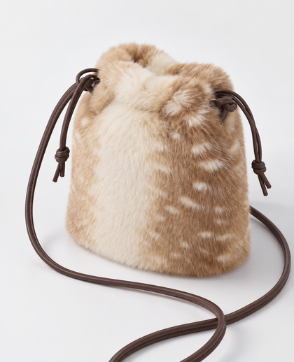 Sac seau effet fourrure beige et marron